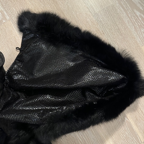 Leather vest with rabbit fur - Picture 4 of 4
